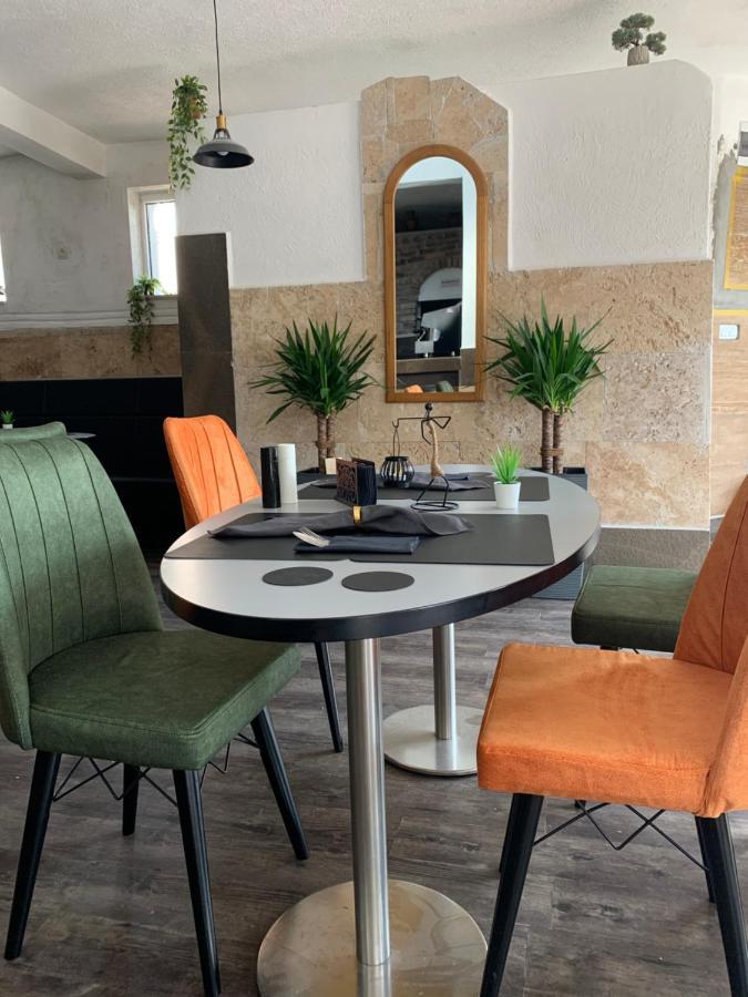 & Restoran -s O K O- Apartment Sjenica